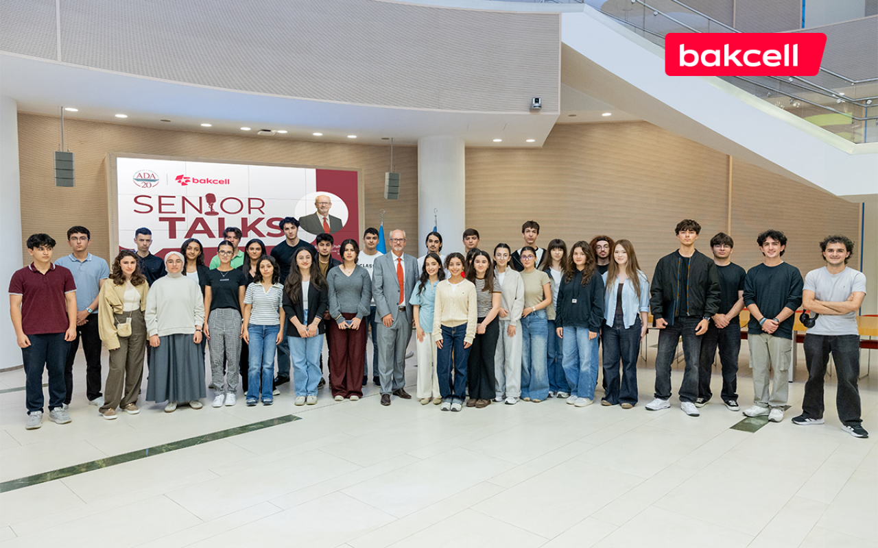 "Bakcell"in baş icraçı direktoru ADA Universitetinin tələbələri ilə görüşüb - FOTOLAR